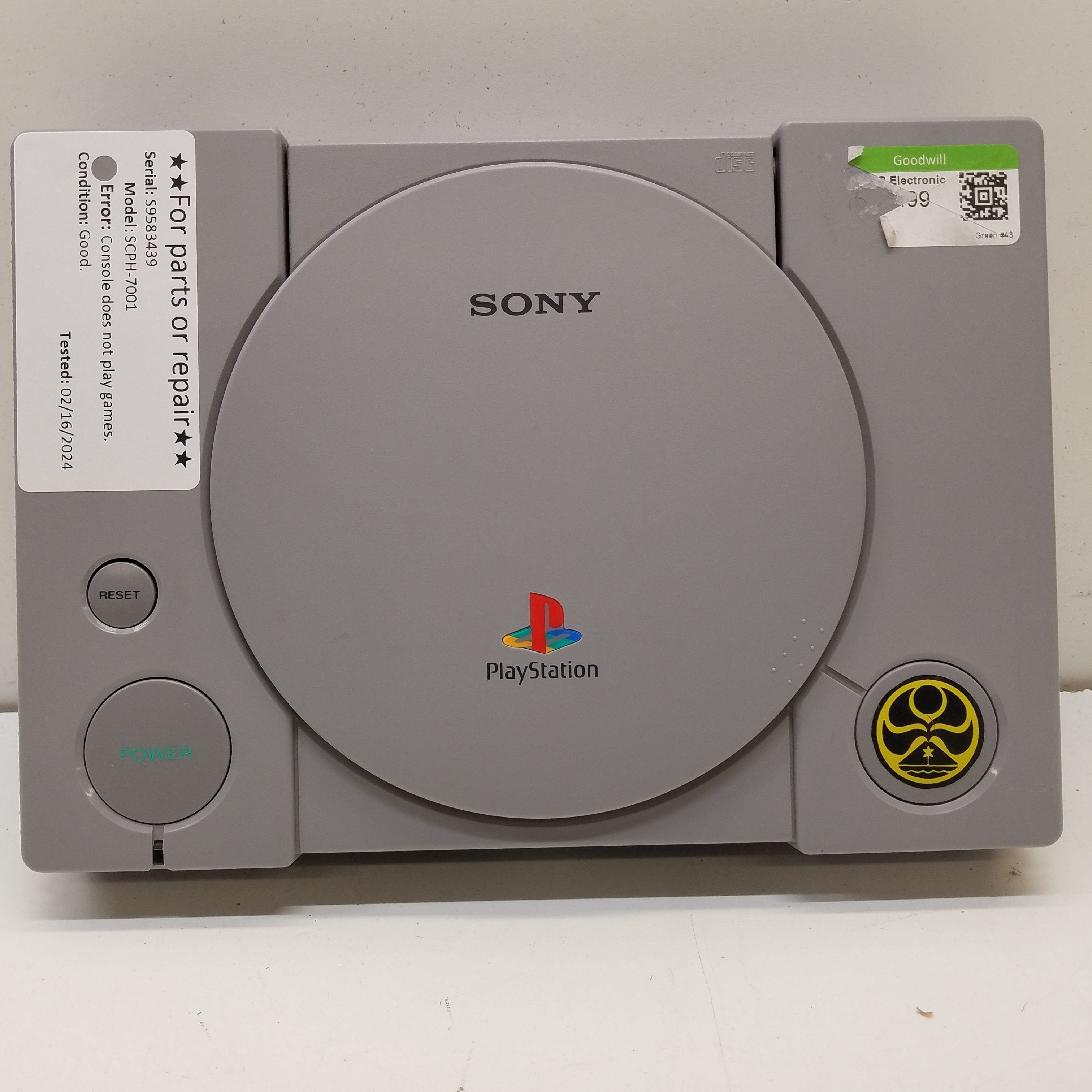 Buy The Sony Playstation SCPH 7001 Console Gray FOR PARTS OR REPAIR