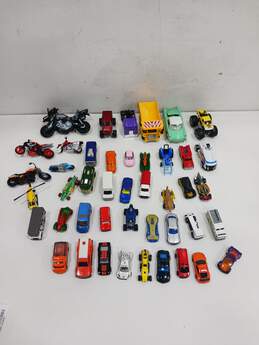 Bundle of Assorted Diecast Vehicle Toys