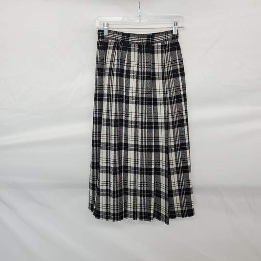 Pendleton Vintage Black & White Plaid Pleated Skirt WM Size 4 image number 1