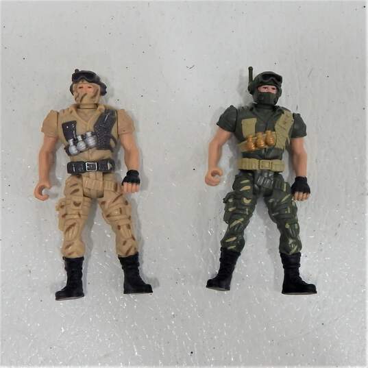 Chap Mei Action Figures Lot Of 7 Military Toys 3.75” Army Green Beret Soldiers image number 5