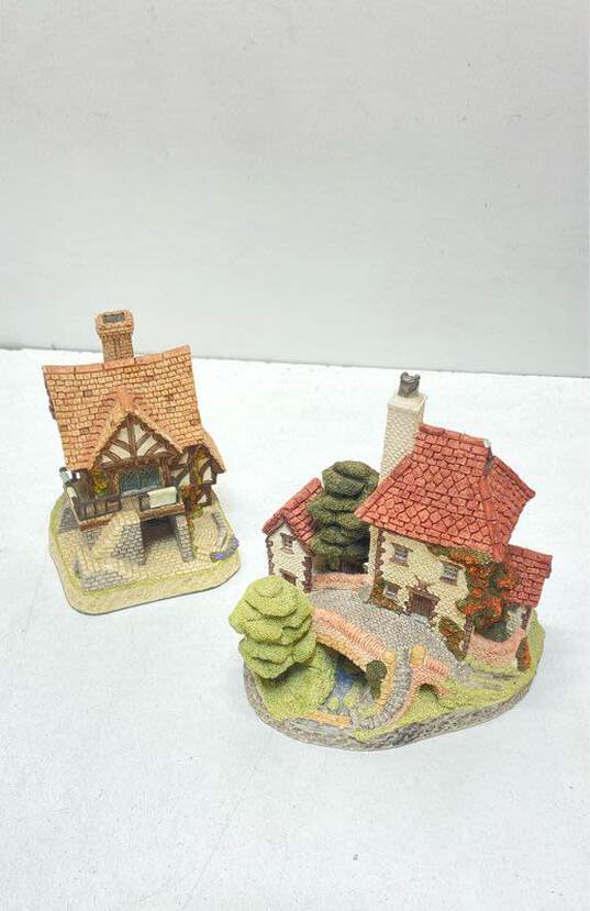 2 David Winter Handcrafted Cottage Figurines Collections/Home Décor image number 3
