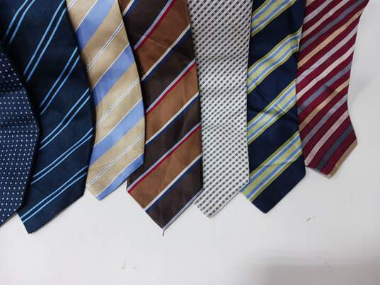 Bundle of 10 Assorted Banana Republic Men's Neck Ties image number 4