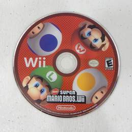 New Super Mario Bros. Wii Nintendo Wii Game Only alternative image