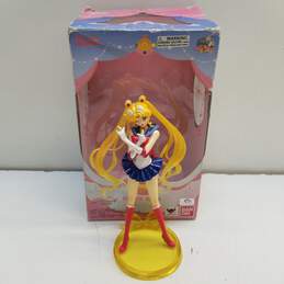 BANDAI Tamashii Nations Figuarts Zero Sailor Moon Crystal 20th Anniversary Sailor Moon Figure