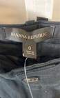 NWT Banana Republic Womens Black Pleated Pockets Straight Leg Dress Pants Size 0 image number 4