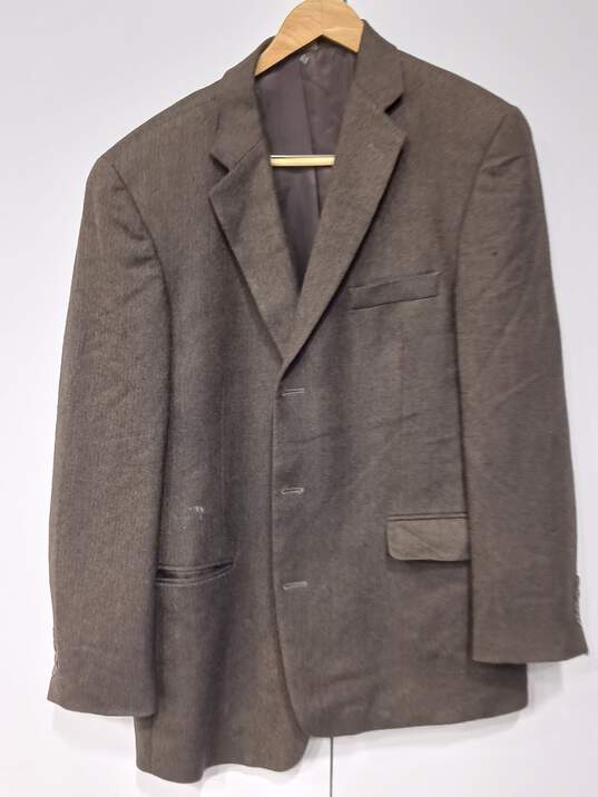 Men's Stafford 3-Button Suit Jacket Sz 44L image number 1