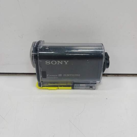 Sony Exmor R SteadyShot Action Camera In Case image number 2