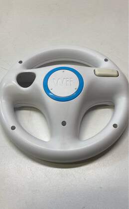 Set Of 2 Nintendo Wii Steering Wheels- White alternative image