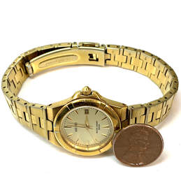Designer Seiko V782-0820 Gold-Tone Chain Strap Round Dial Analog Wristwatch alternative image