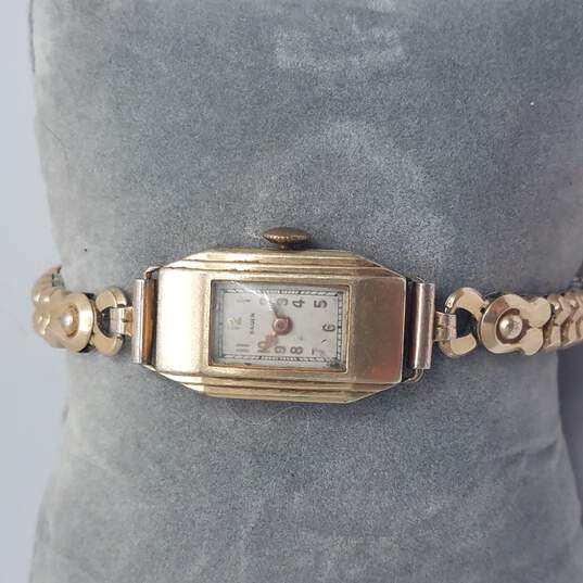 Buy the Gruen Gold Tone Vintage Automatic Tank Watch | GoodwillFinds