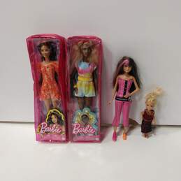 Bundle of 4 Assorted Barbie Dolls (2 In Cases)