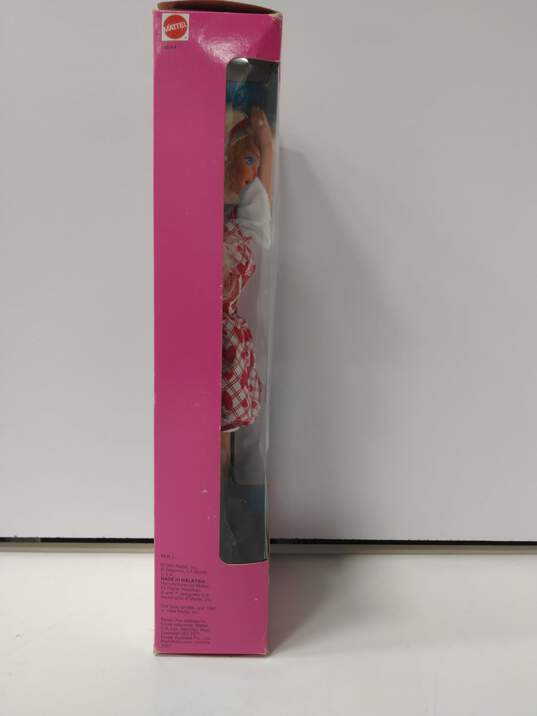 Special Edition Valentines Sweetheart Barbie In Box image number 3