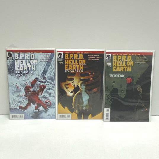 Dark Horse BPRD Comic Book Assortment image number 2