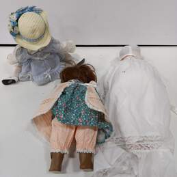 Bundle of 3 Assorted Vintage Baby & Girl Porcelain Dolls alternative image