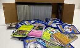 Assorted Pokémon TCG Common, Uncommon and Rare Trading Cards (600 Plus Cards) alternative image