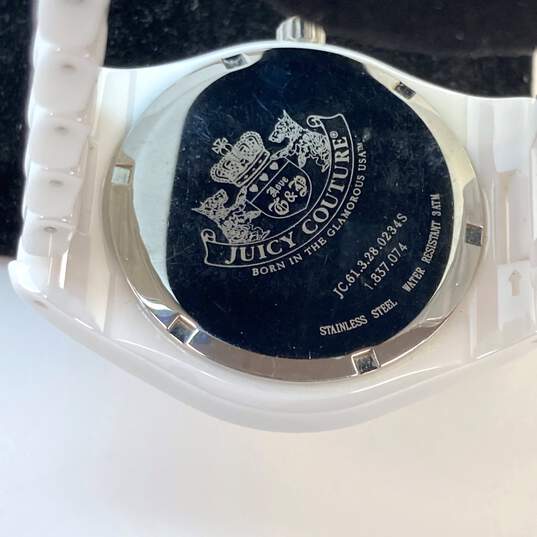 Designer Juicy Couture Lively White Stainless Steel Back Analog Wristwatch image number 4