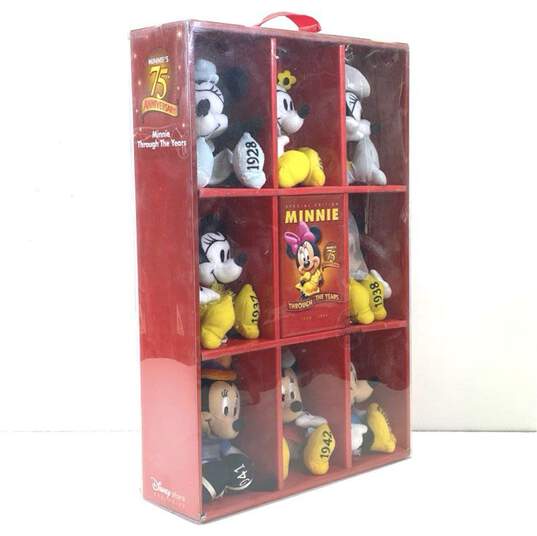 Disney Minnie Mouse Through The Years 75th Anniversary Plush Set image number 1