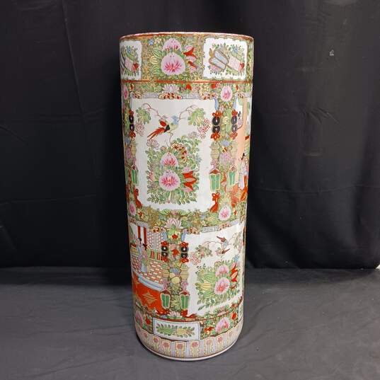 Large Japanese Designed Vase image number 1