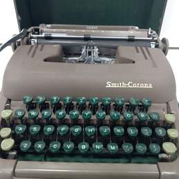 Smith Corona Silent Portable Typewriter alternative image