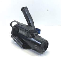 Sony Handycam CCD-FX340 Video8 Camcorder