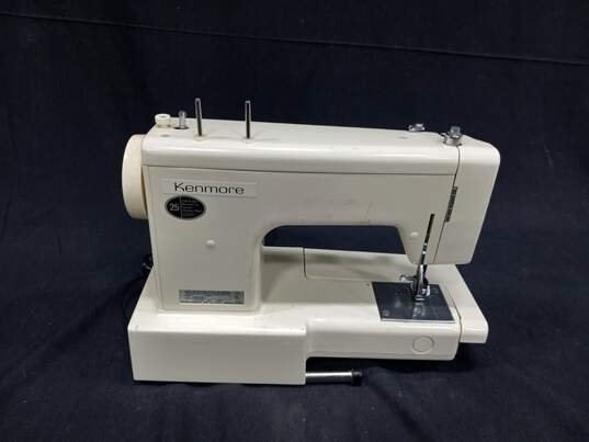Kenmore Electric Sewing Machine 158.1340281 image number 3