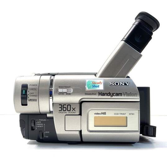 Sony Handycam Vision CCD-TRV67 Hi8 Camcorder image number 5