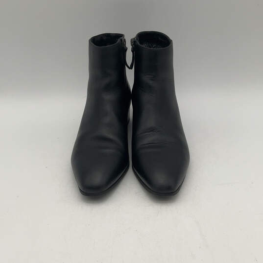 Womens Black Leather Almond Toe Side Zip Ankle Booties Size 9 image number 1