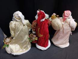 Bundle of X-mas Santa Claus Dolls alternative image