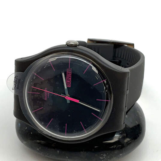 Designer Swatch Black Adjustable Strap Round Dial Analog Wristwatch w/ Box image number 3