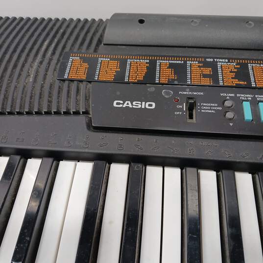 Casio Electric Keyboard Model CTK-520L image number 2