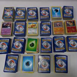 8lb Pokémon Trading Card Lot alternative image