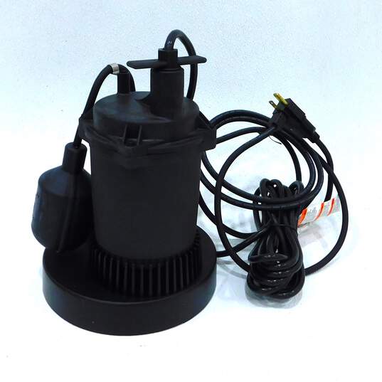 Flotec Sump Pump Automatic Submersible 1/2 HP FP0S3200A image number 1