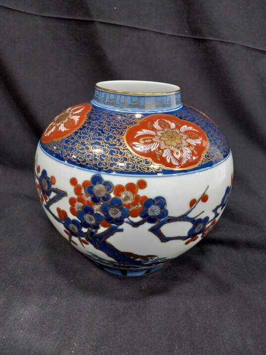 Asian Jug Style Vase image number 1