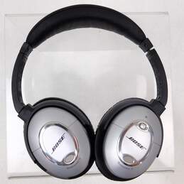 Bose QuietComfort 15 Over-Ear Headphones With Case alternative image