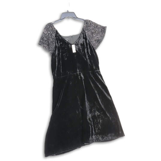 NWT Womens Black Sequins V-Neck Short Sleeve Back Zip A-Line Dress Size 14P image number 1