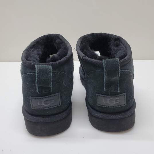UGG Ultra Mini Classic Boot Black Suede Women’s Sz 10 image number 4