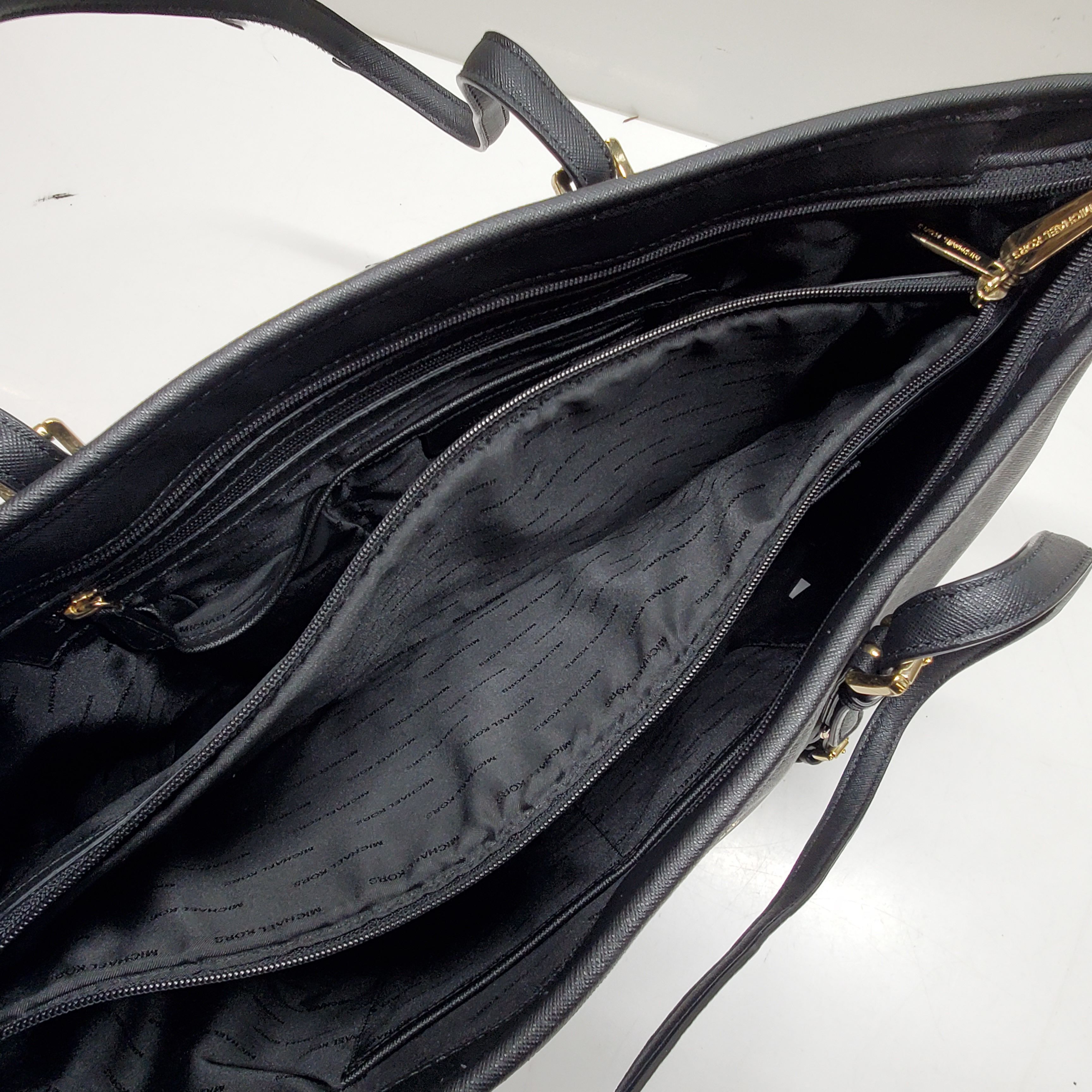 Michael Kors Jet Set Mocha Leather XS Carryall Top Zip Tote Bag Purse - Michael  Kors bag - | Fash Brands