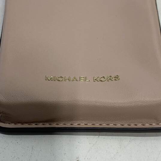 Michael Kors Leather Phone Crossbody Bag Blush Pink image number 5