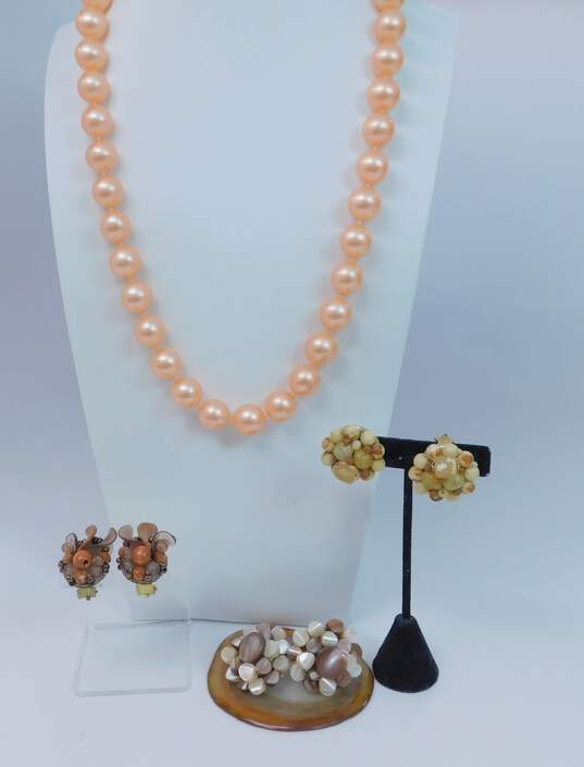 VNTG Orange Taupe Brown MOP & Faux Pearl Jewelry image number 2