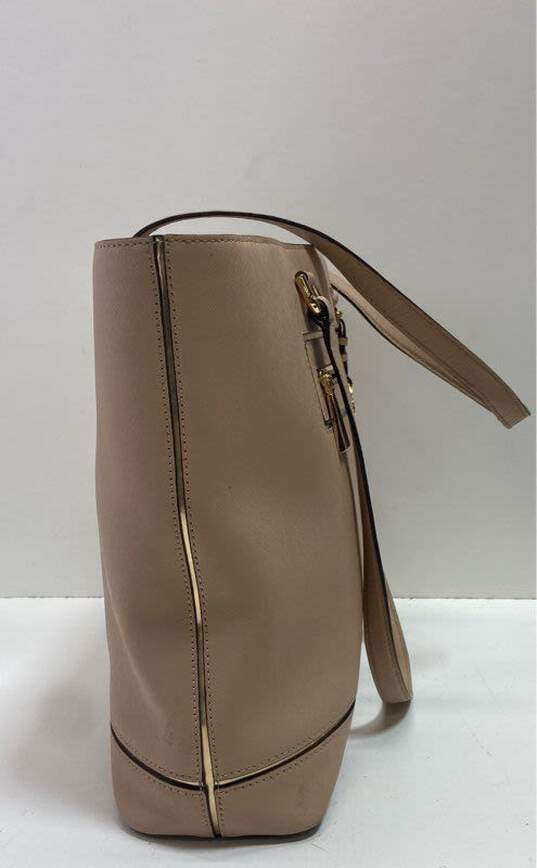 Michael Kors Saffiano Leather Frame Out Zip Top Shoulder Bag Beige image number 4