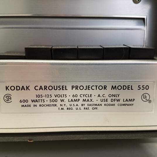 Kodak Carousel Projector Model 550 image number 8