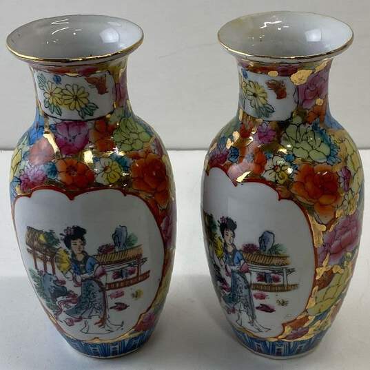 2 Porcelain Vases Oriental Gisha Design 6.5 in Tall Vintage Ceramic Art Pottery image number 1