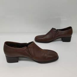 Munro "Revere" Chocolate Brown Leather Slip-On Pump #M281421 Women's US Size 8 alternative image