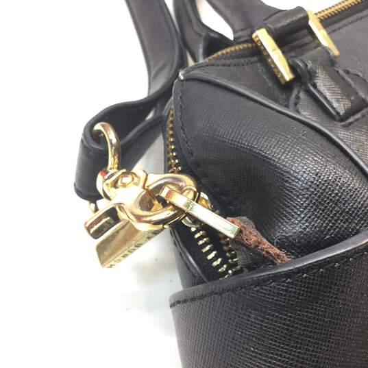 Buy the Tory Burch Robinson Satchel Black Leather Tote Handle Bag |  GoodwillFinds
