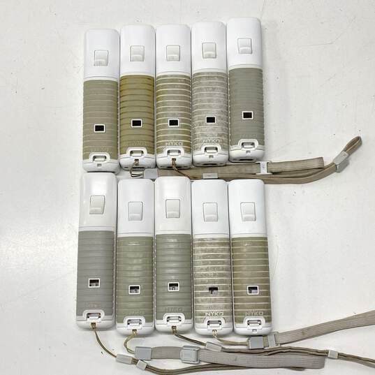 Set Of 10 Nintendo Wii Remotes For Parts/Repair- White image number 2