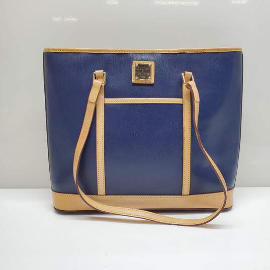 AUTHENTICATED DOONEY & BOURKE LG0341 'CYNTHIA' NAVY LEATHER TOTE BAG 13x12x4in image number 1