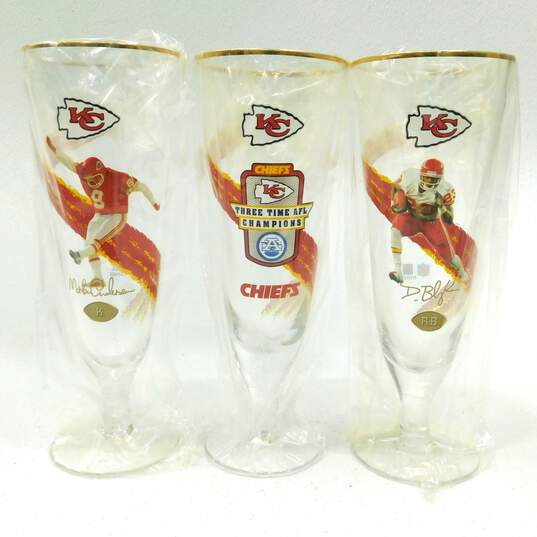 Bradford NFL Pilsner Glass Set of 3 KC Chiefs image number 2