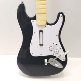 Nintendo Wii controller - Rock Band Harmonix Fender Stratocaster >>FOR PARTS OR REPAIR<< alternative image