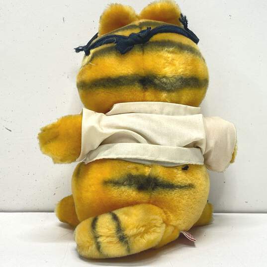 Dakin UFS Garfield & Company1978, 1981 Garfield Plush Toys Bundle of 2 image number 5