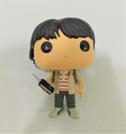 Stranger Things Funko Pops 421 Eleven W/ Eggos 424 Dustin B&N Exclusive 427 Barb image number 5
